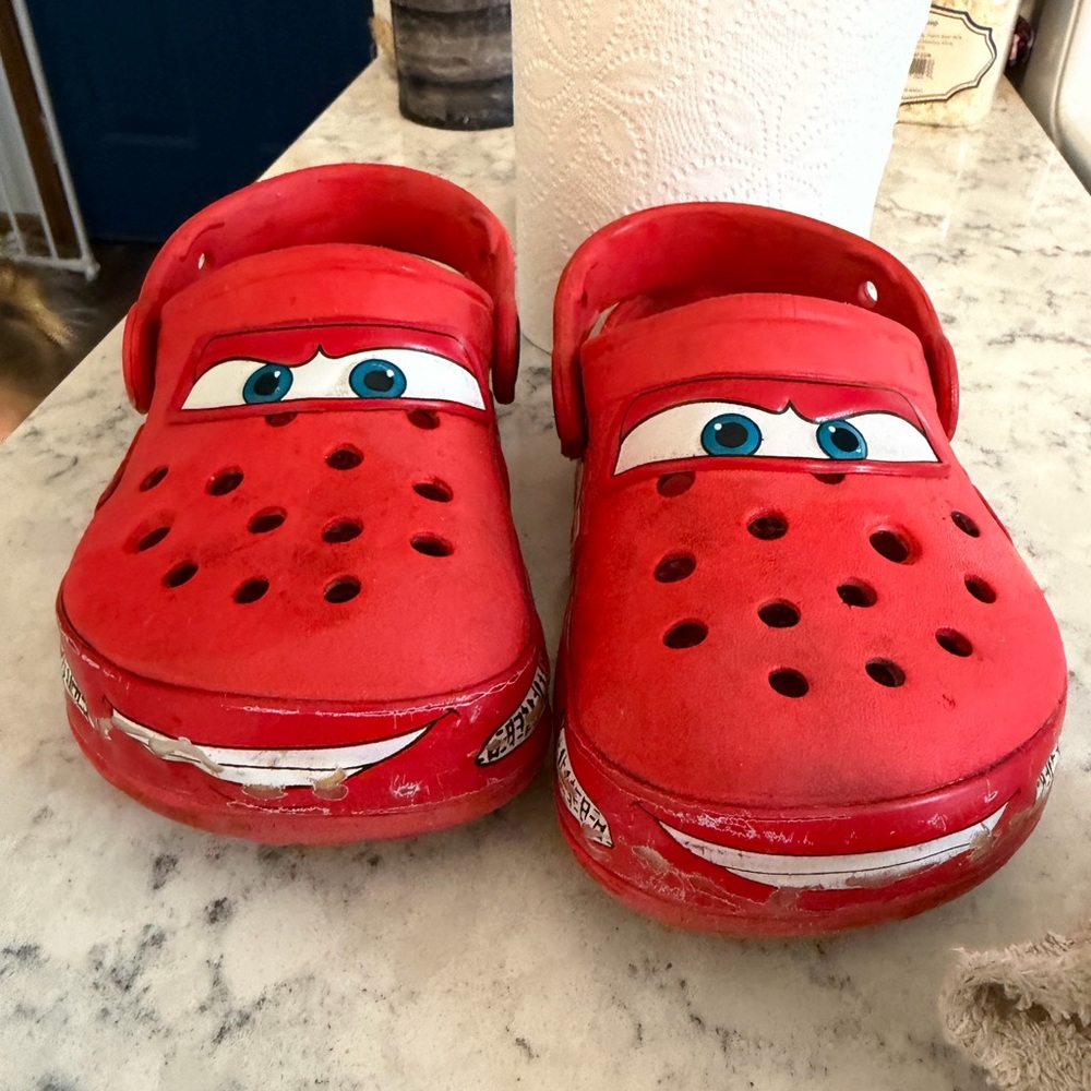 Lightning McQueen Crocs
